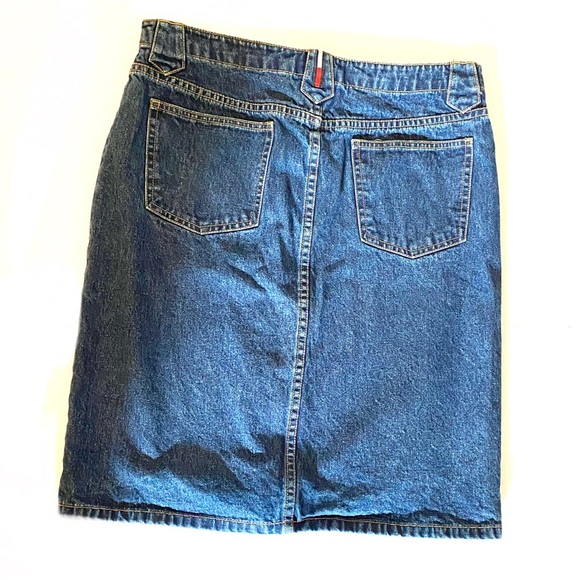 3/$20 Vg Tommy Hilfiger jean skirt - Picture 5 of 5